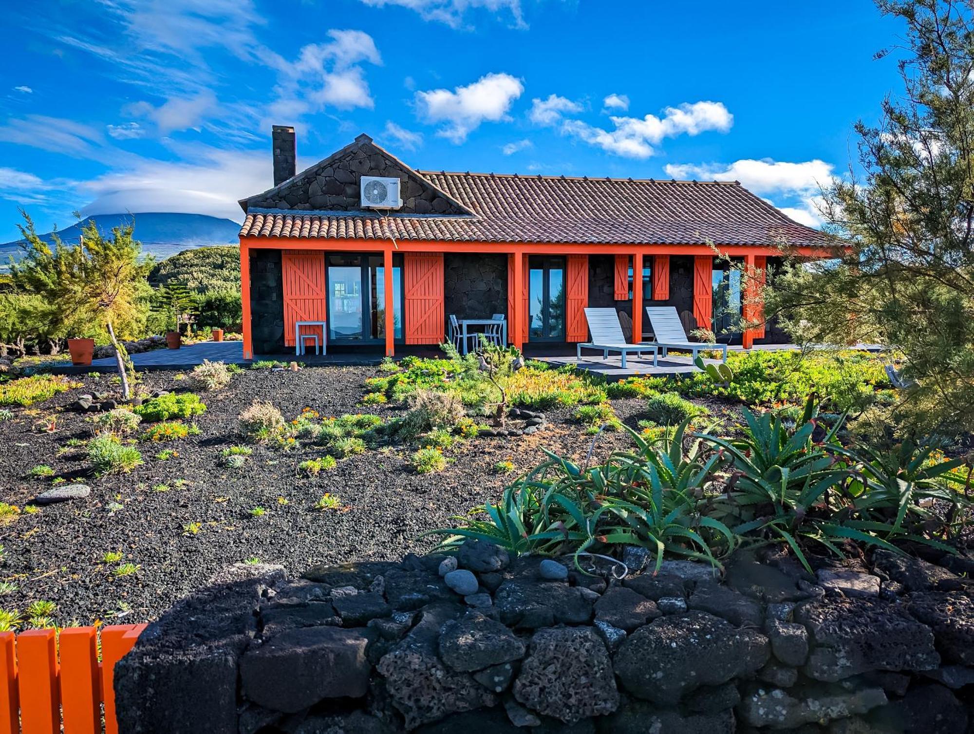Вилла Casa Baleia Laranja Ocean-Front Мадалена Экстерьер фото